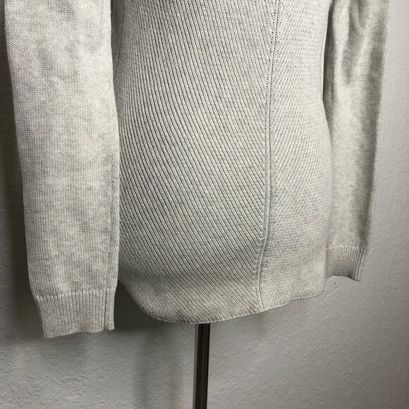 Cabi light gray mix knit button front v neck cardigan size Extra Small XS #3161 - Picture 12 of 16